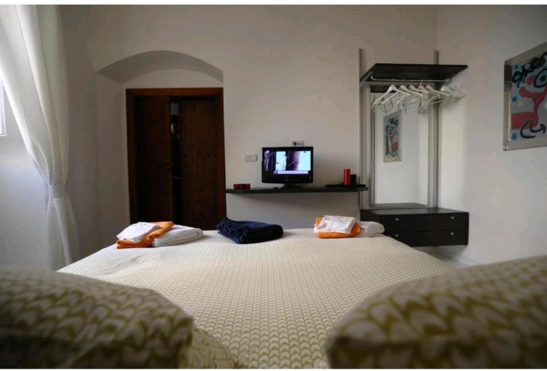 Saint Patrick Guest House Барлетта Экстерьер фото
