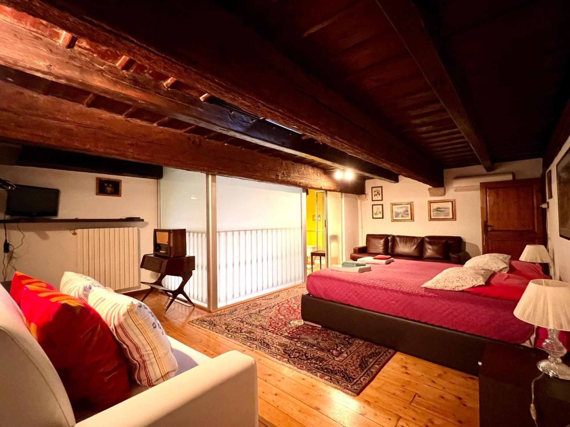 Saint Patrick Guest House Барлетта Экстерьер фото