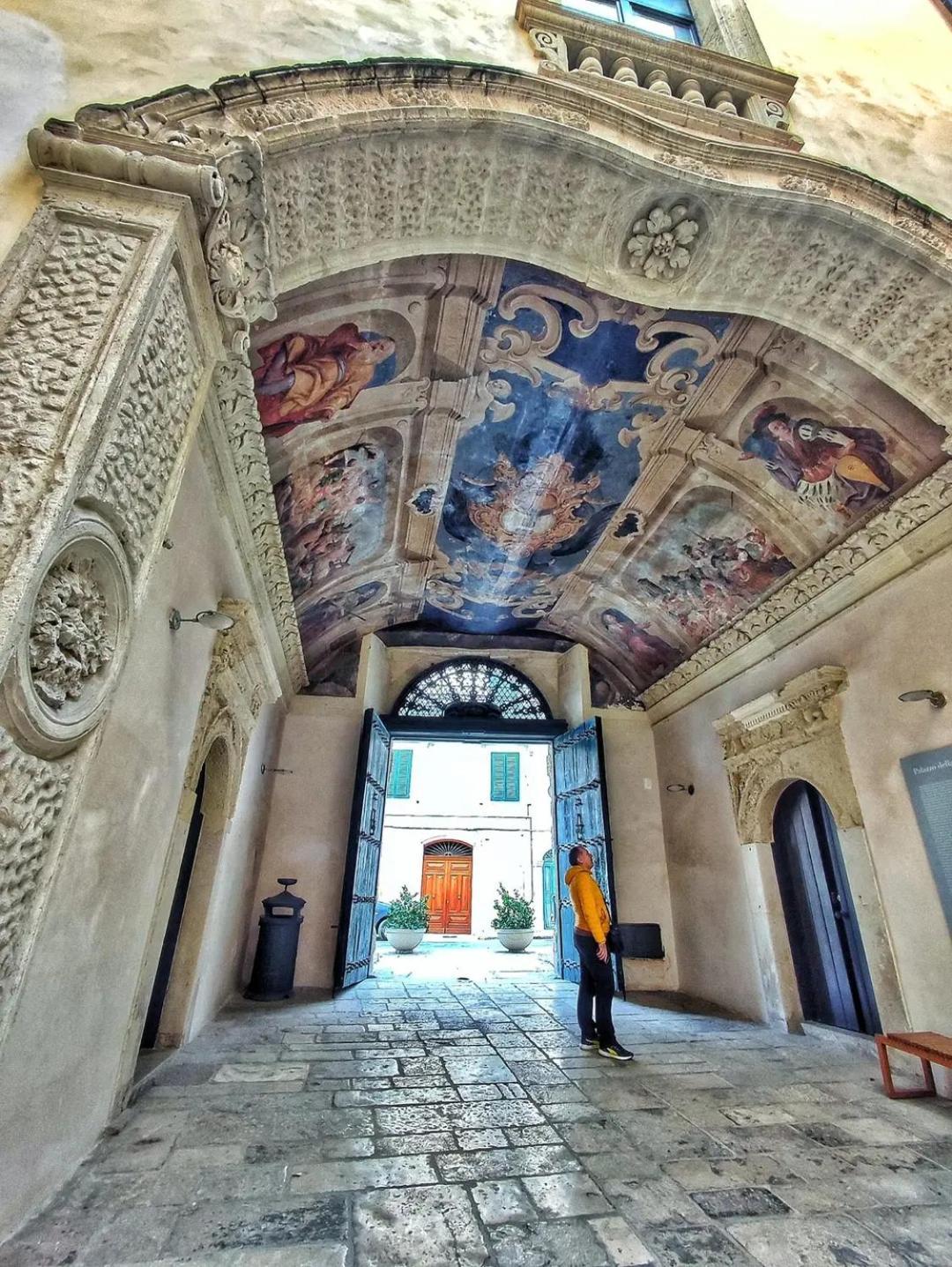 Saint Patrick Guest House Барлетта Экстерьер фото